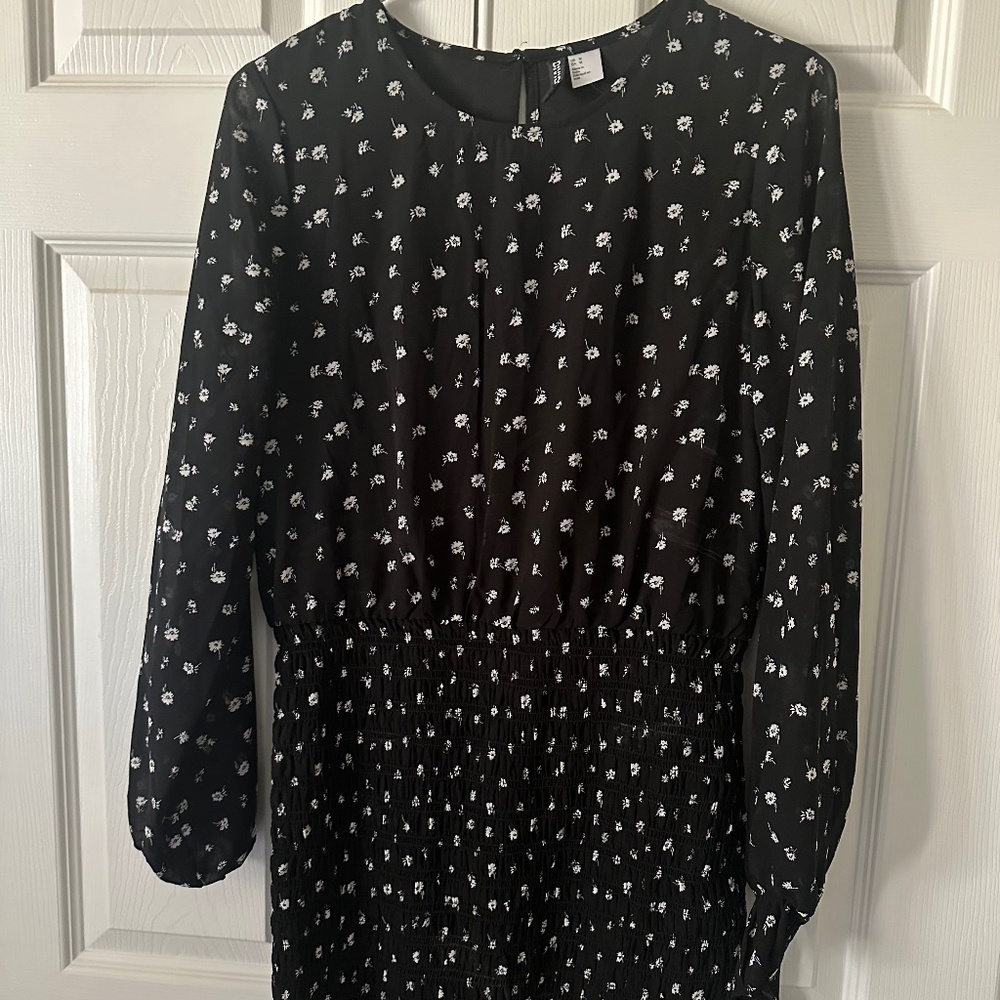 H&M Floral smock detail dress